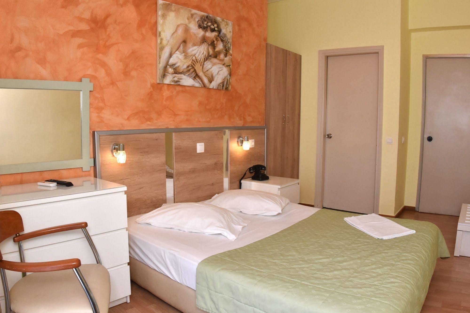Socrates Otel