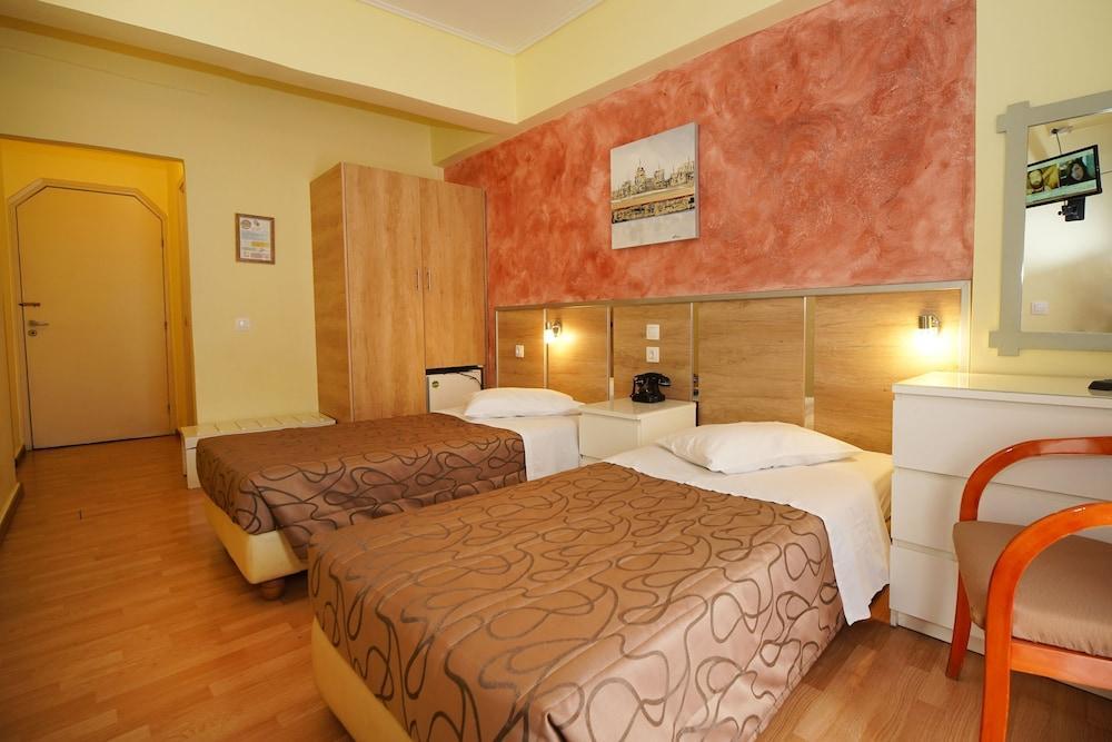 Socrates Otel